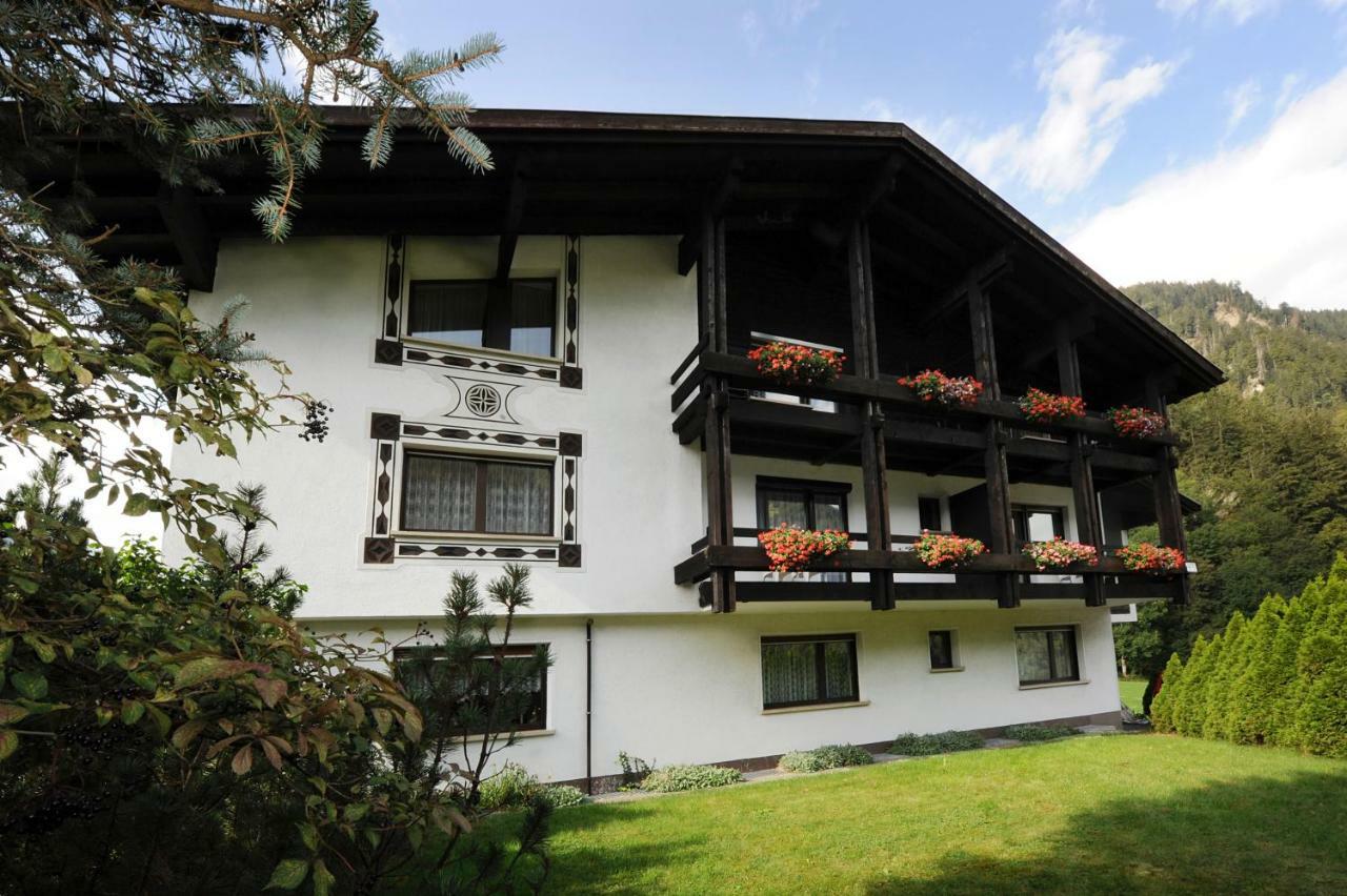 לינה וארוחת בוקר סנט גלנקירש Haus Karin מראה חיצוני תמונה
